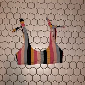 Gianni Bini bikini top